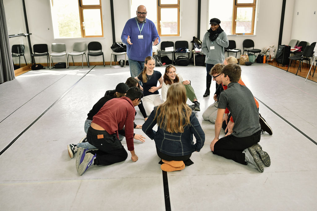邦楽 Wienners / SCHOOL YOUTH Youth Academy - Glyndebourne